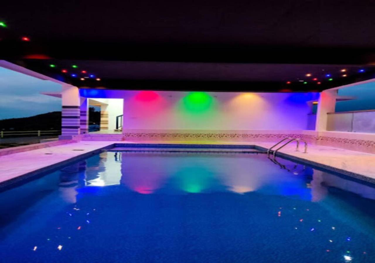7Th Heaven Resorts Вагамон Экстерьер фото