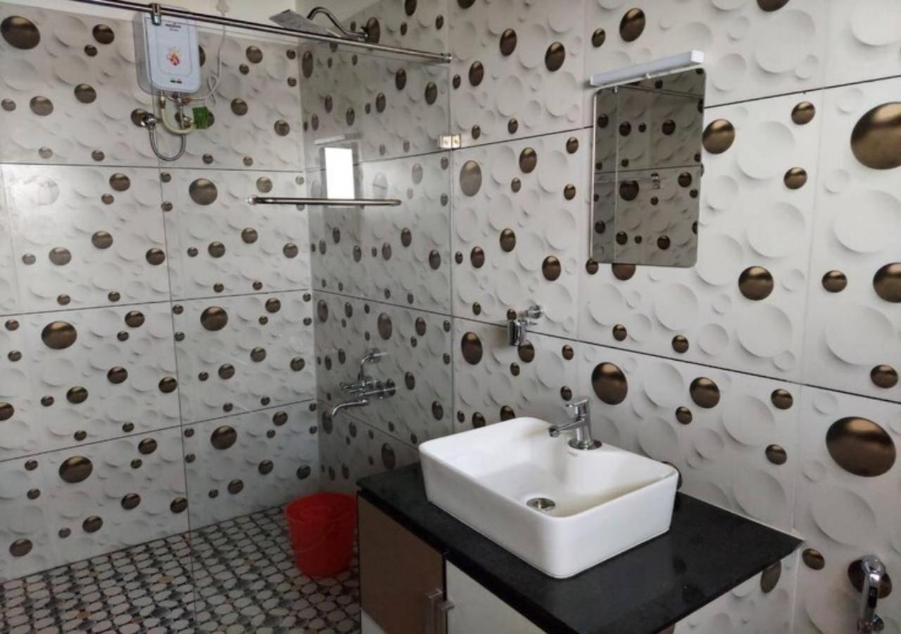 7Th Heaven Resorts Вагамон Экстерьер фото