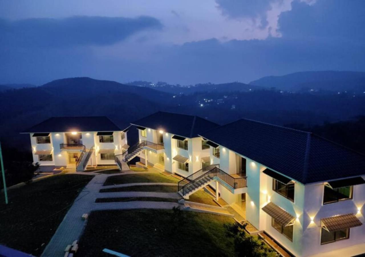 7Th Heaven Resorts Вагамон Экстерьер фото